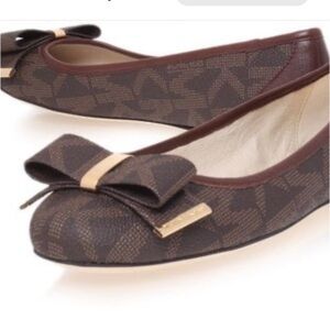 Michael Kors Brown Loafers with Bow Detail